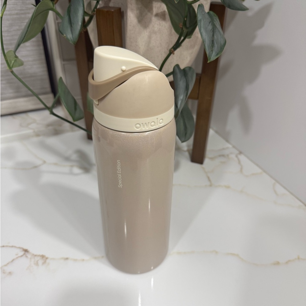 Owala Special Edition Cream Water Bottle